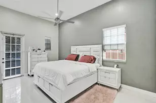 859 SW 147th Ter, Pembroke Pines, FL 33027 - Photo 24