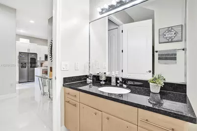 859 SW 147th Ter #0, Pembroke Pines, FL 33027 - Photo 16