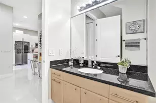 859 SW 147th Ter, Pembroke Pines, FL 33027 - Photo 16