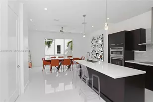 10541 NW 66th St, Doral, FL 33178 - Photo 14