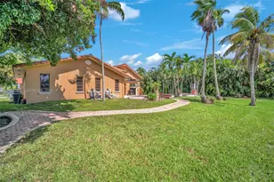 10010 NW 135th St, Hialeah Gardens, FL 33018 - Photo 78