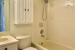 15800 SW 92nd Ave, Palmetto Bay, FL 33157 - Photo 10