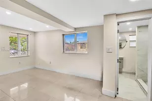 923 NW 110th St, Miami, FL 33168 - Photo 44