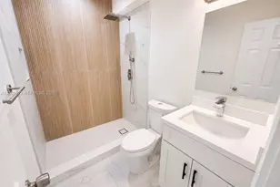 1800 NE 154th St, North Miami Beach, FL 33162 - Photo 14