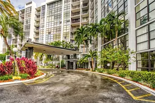 800 Parkview Dr, Hallandale Beach, FL 33009 - Photo 56