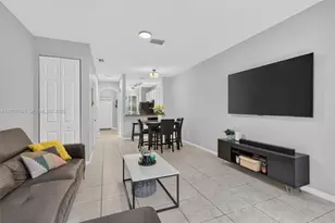 1823 SW 90th Ave, Miramar, FL 33025 - Photo 6