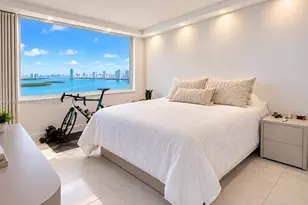 1155 Brickell Bay Dr, Miami, FL 33131 - Photo 8