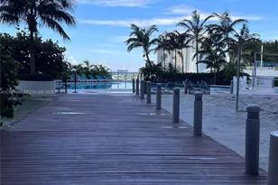 888 Biscayne Blvd, Miami, FL 33132 - Photo 18