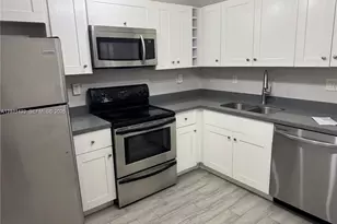 721 N Pine Island Rd, Plantation, FL 33324 - Photo 6