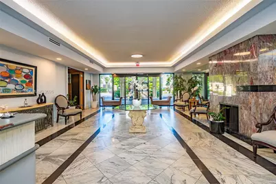 800 NE 195th St #408, Miami, FL 33179 - Photo 32