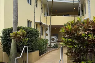2880 Pine Tree Dr, Miami Beach, FL 33140 - Photo 2