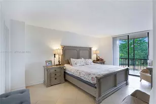 3900 N Hills Dr, Hollywood, FL 33021 - Photo 16