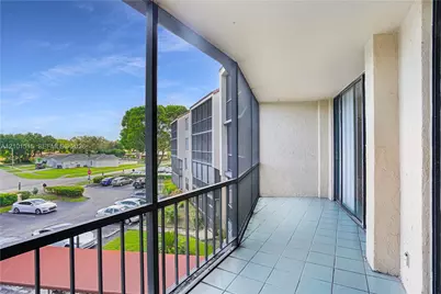 3900 N Hills Dr #307, Hollywood, FL 33021 - Photo 10