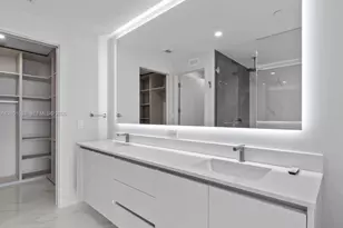 700 NE 24th St, Miami, FL 33137 - Photo 30