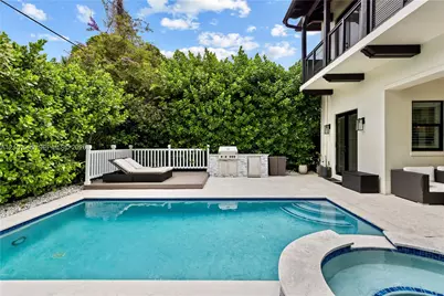 705 Madeira Ave, Coral Gables, FL 33134 - Photo 32