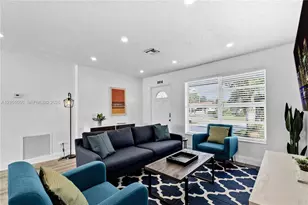 730 N 72nd Terrace, Hollywood, FL 33024 - Photo 4