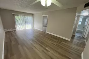 8540 N Sherman Cir, Miramar, FL 33025 - Photo 8