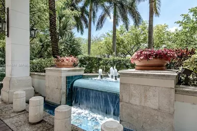 2000 Island Blvd #204, Aventura, FL 33160 - Photo 46