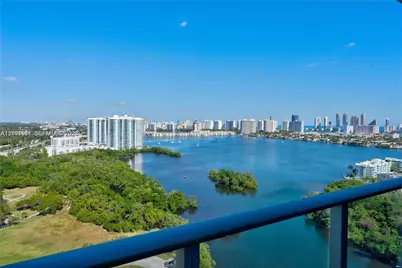 16385 Biscayne Blvd #2406, North Miami Beach, FL 33160 - Photo 4