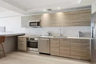 121 NE 34th St, Miami, FL 33137 - Photo 6