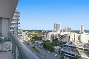 121 NE 34th St, Miami, FL 33137 - Photo 22