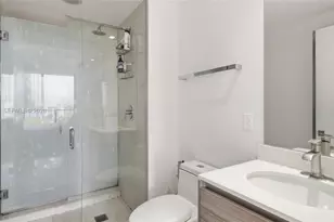 121 NE 34th St, Miami, FL 33137 - Photo 14
