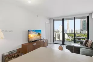 121 NE 34th St, Miami, FL 33137 - Photo 4