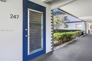 247 Saxony F, Delray Beach, FL 33446 - Photo 18