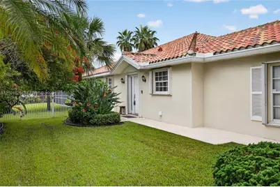2444 SW Parkside Dr, Palm City, FL 34990 - Photo 6