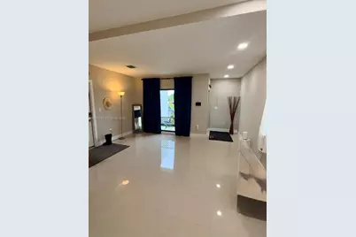 [Address not provided], Hallandale Beach, FL 33009 - Photo 2