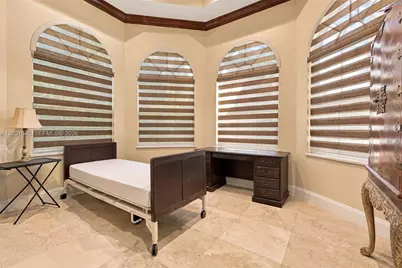 541 SW 17th St SW, Naples, FL 34117 - Photo 34