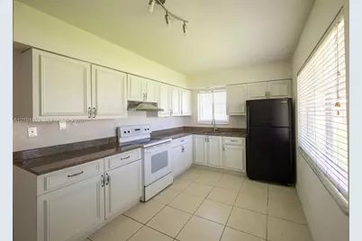 2981 NE 19th Ter #D, Lighthouse Point, FL 33064 - Photo 4