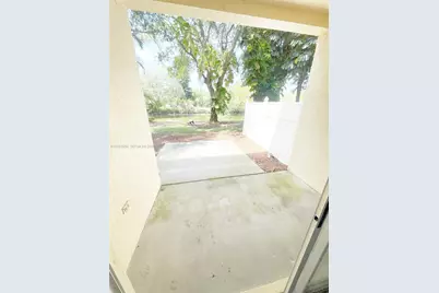 285 River Bluff Ln, Royal Palm Beach, FL 33411 - Photo 26