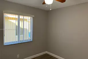 1542 Presidio Dr, Weston, FL 33327 - Photo 14