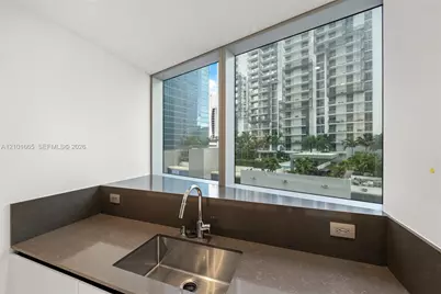 300 Biscayne Boulevard Way #1205C, Miami, FL 33131 - Photo 10