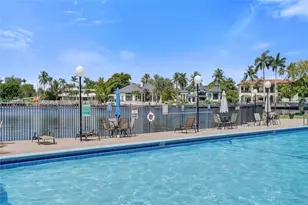 2000 Atlantic Shores Blvd, Hallandale Beach, FL 33009 - Photo 28