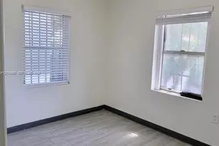 140 NW 13th St, Miami, FL 33136 - Photo 14