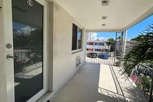 7300 Byron Ave, Miami Beach, FL 33141 - Photo 48
