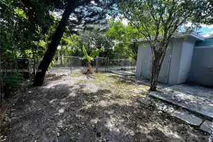 5420 SW 38th Ct, West Park, FL 33023 - Photo 18