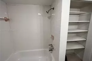 5420 SW 38th Ct, West Park, FL 33023 - Photo 10