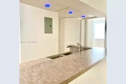 17150 N Bay Rd #2402, Sunny Isles Beach, FL 33160 - Photo 10