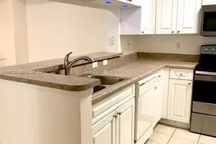 17150 N Bay Rd, Sunny Isles Beach, FL 33160 - Photo 8