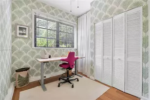 435 W 51st St, Miami Beach, FL 33140 - Photo 30