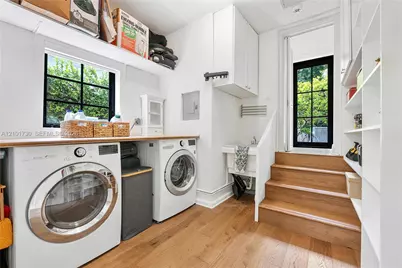 435 W 51st St, Miami Beach, FL 33140 - Photo 30