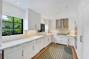 435 W 51st St, Miami Beach, FL 33140 - Photo 16