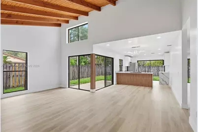 10828 SW 132nd Cir Ct, Miami, FL 33186 - Photo 4