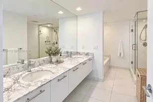 500 Brickell Ave, Miami, FL 33131 - Photo 8