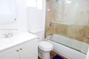 16410 Miami Dr, North Miami Beach, FL 33162 - Photo 16