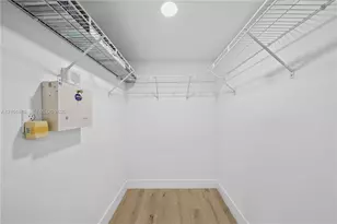 1200 Brickell Bay Dr, Miami, FL 33131 - Photo 26