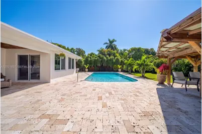 649 Azalea Ct, Plantation, FL 33317 - Photo 24